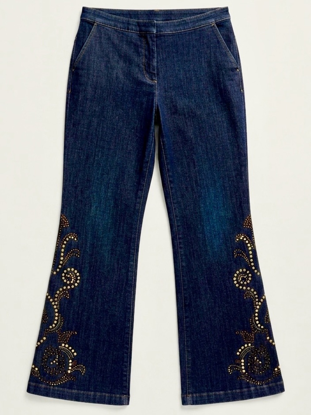 St. John designer jeans w/ Beautiful Gold Decals